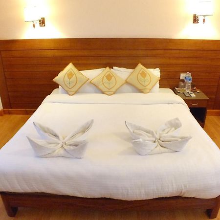 Hotel Greenland Pokhara Dış mekan fotoğraf